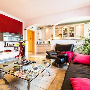 Messenaehe Apartment Cologne