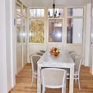 Koelsche Kluengel Apartment Cologne